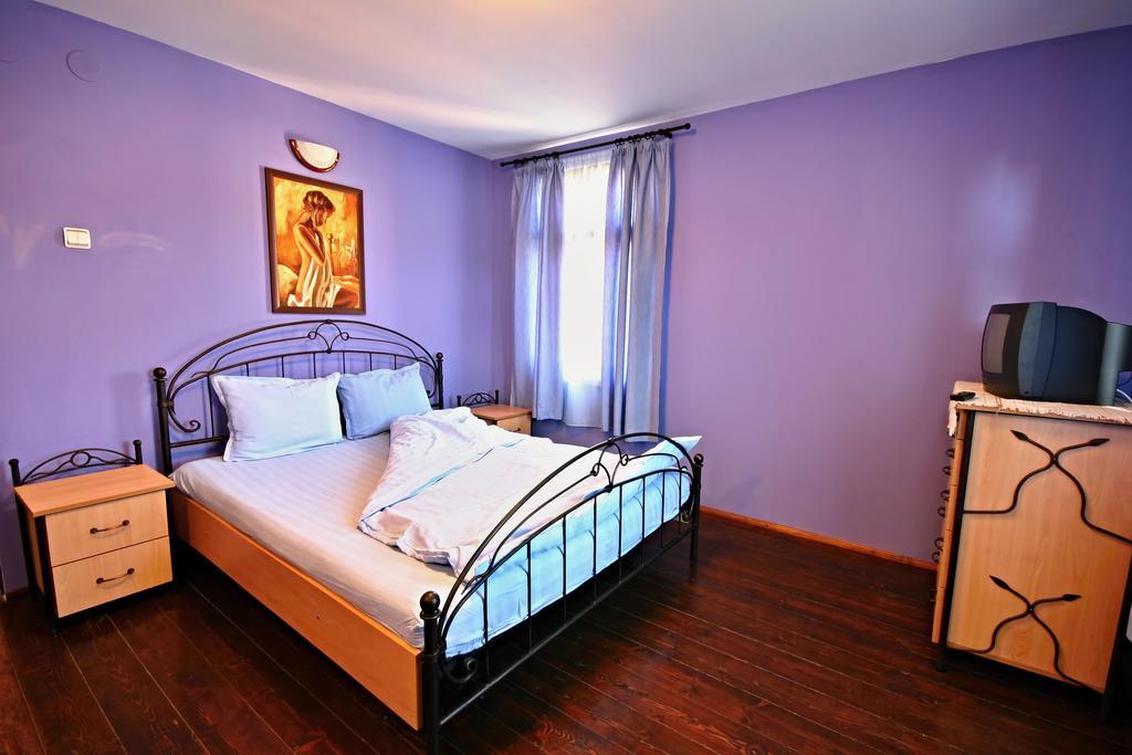 Private 4Br-2Ba Guest House Dryanovo With Pool And Free Parking Εξωτερικό φωτογραφία